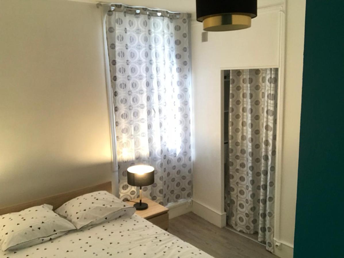 Le Montaigne - Wifi Fibre- Coeur Du Centre Ville-Property Rental Nm Périgueux Екстериор снимка