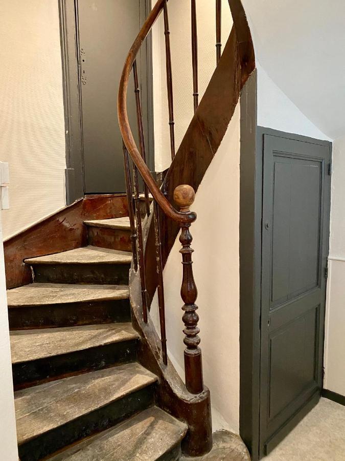 Le Montaigne - Wifi Fibre- Coeur Du Centre Ville-Property Rental Nm Périgueux Екстериор снимка