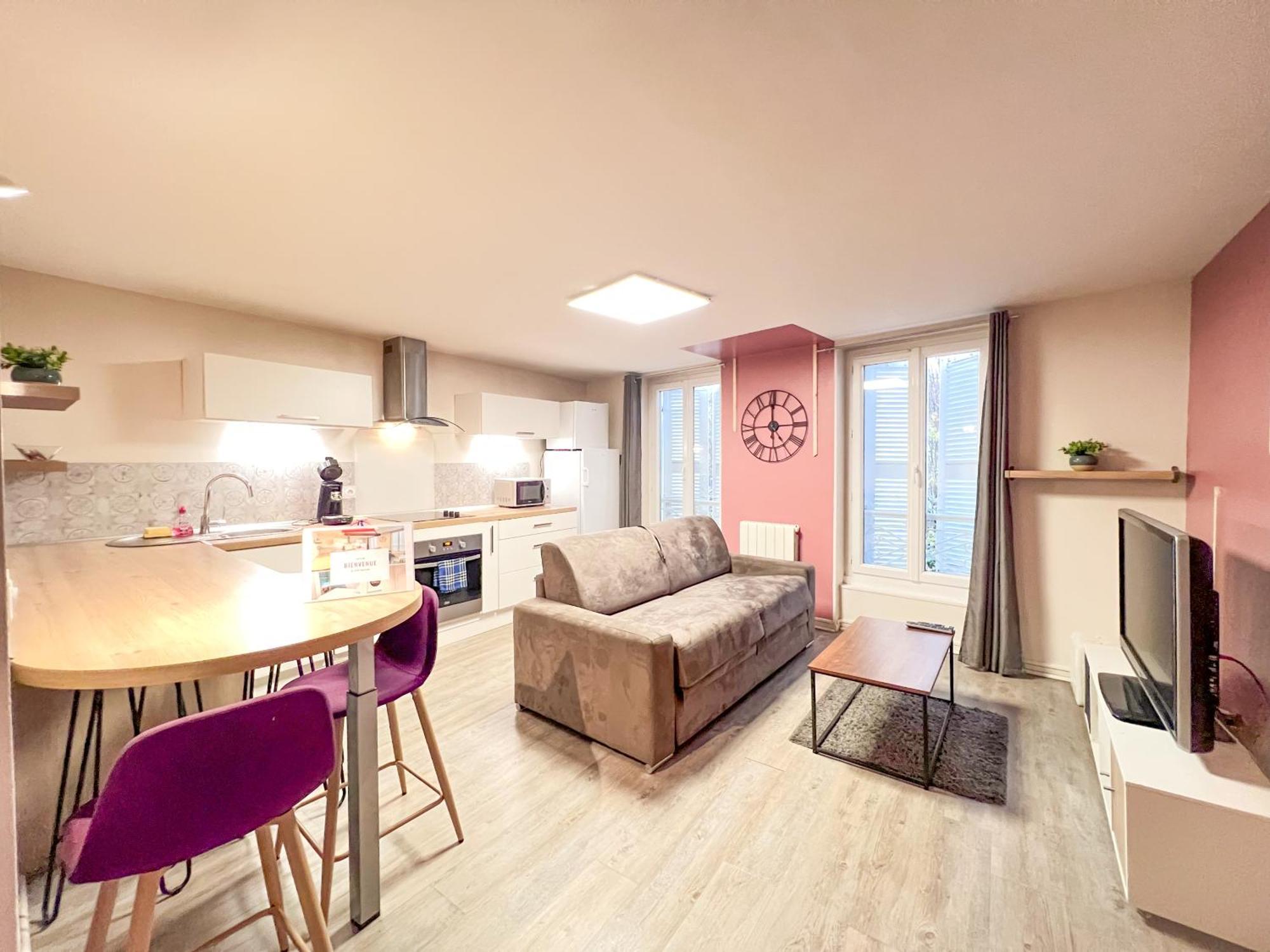 Le Montaigne - Wifi Fibre- Coeur Du Centre Ville-Property Rental Nm Périgueux Екстериор снимка