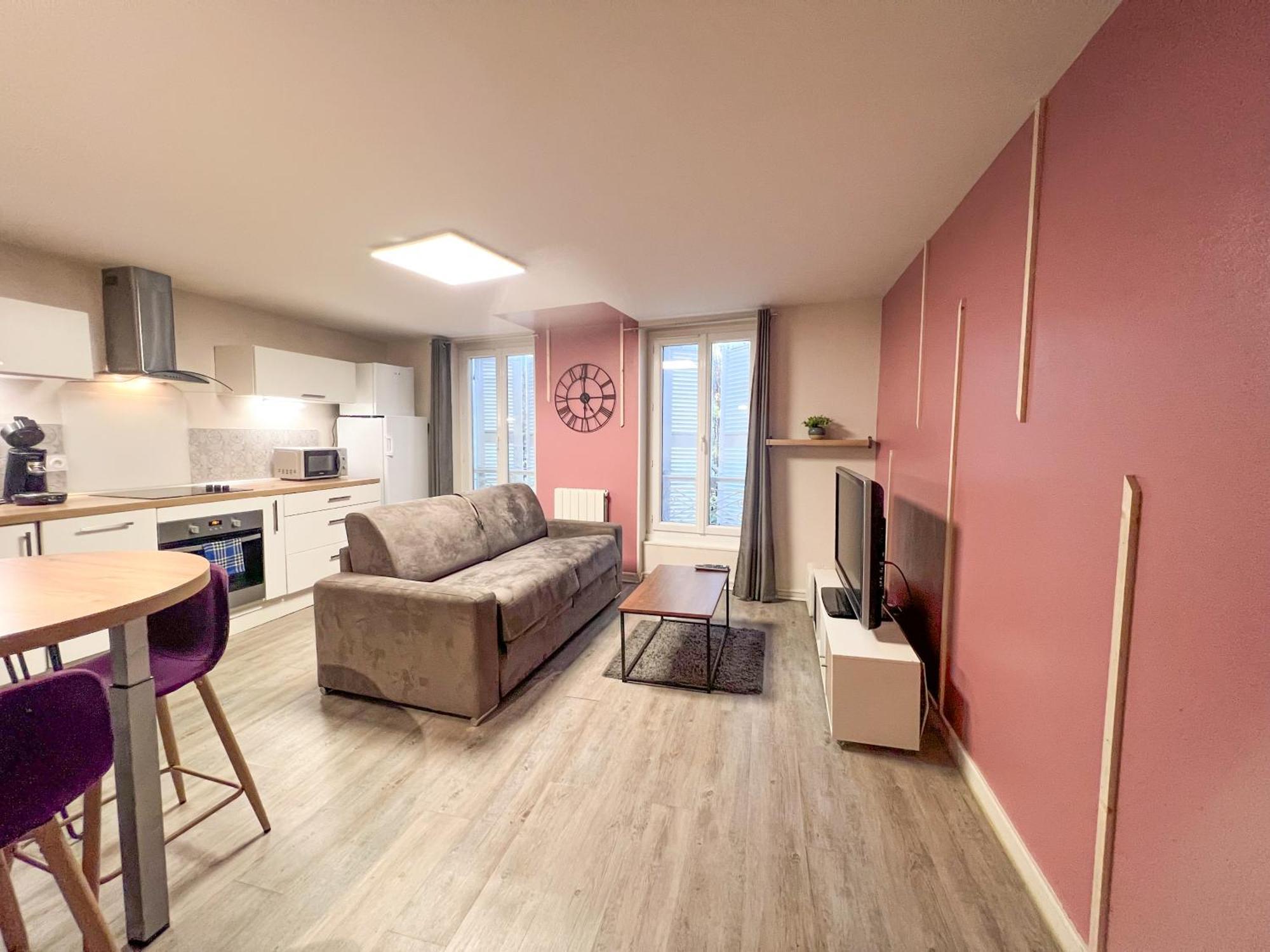 Le Montaigne - Wifi Fibre- Coeur Du Centre Ville-Property Rental Nm Périgueux Екстериор снимка