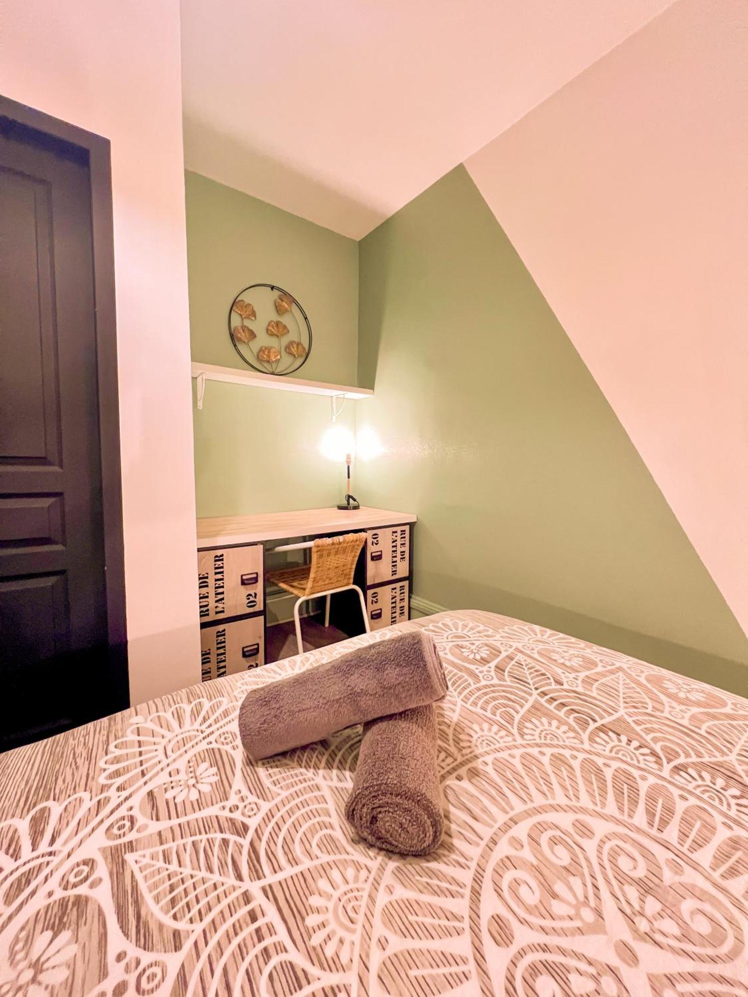 Le Montaigne - Wifi Fibre- Coeur Du Centre Ville-Property Rental Nm Périgueux Екстериор снимка