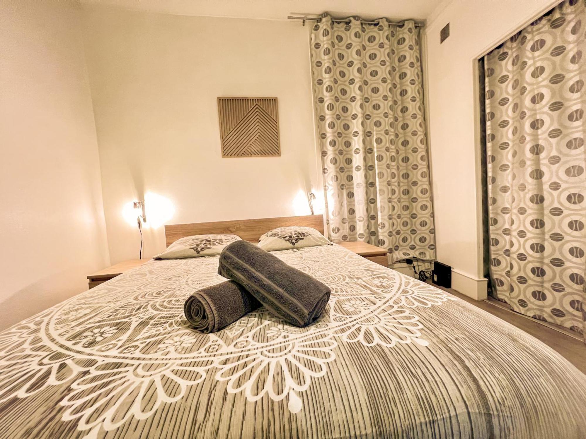 Le Montaigne - Wifi Fibre- Coeur Du Centre Ville-Property Rental Nm Périgueux Екстериор снимка