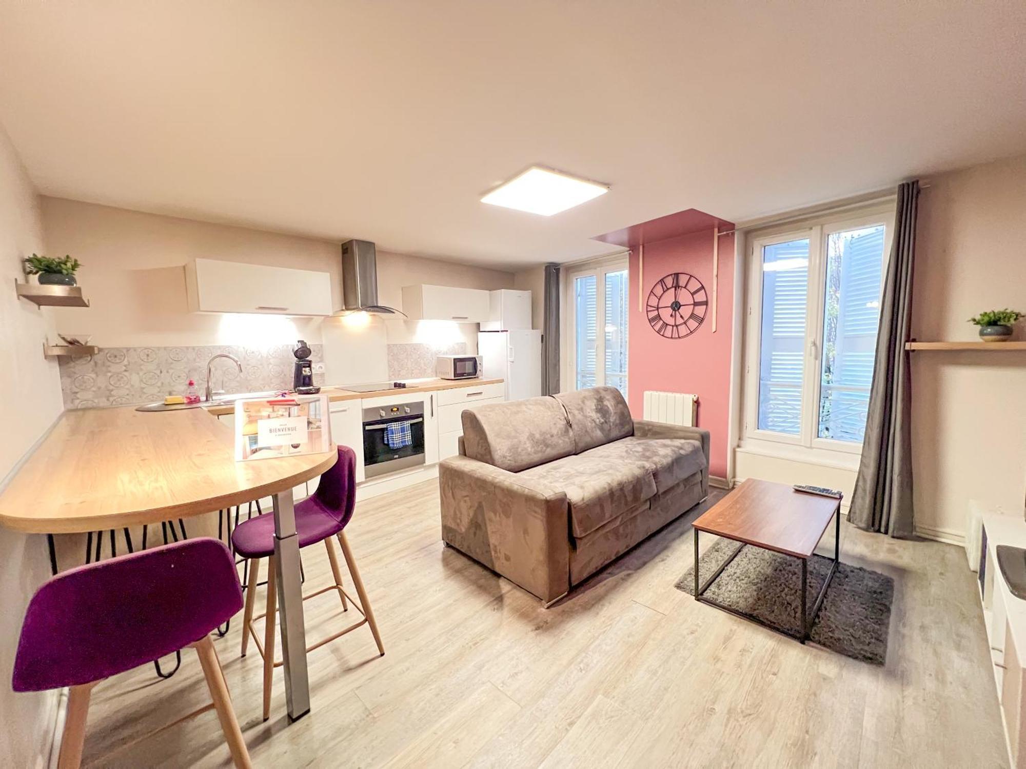 Le Montaigne - Wifi Fibre- Coeur Du Centre Ville-Property Rental Nm Périgueux Екстериор снимка